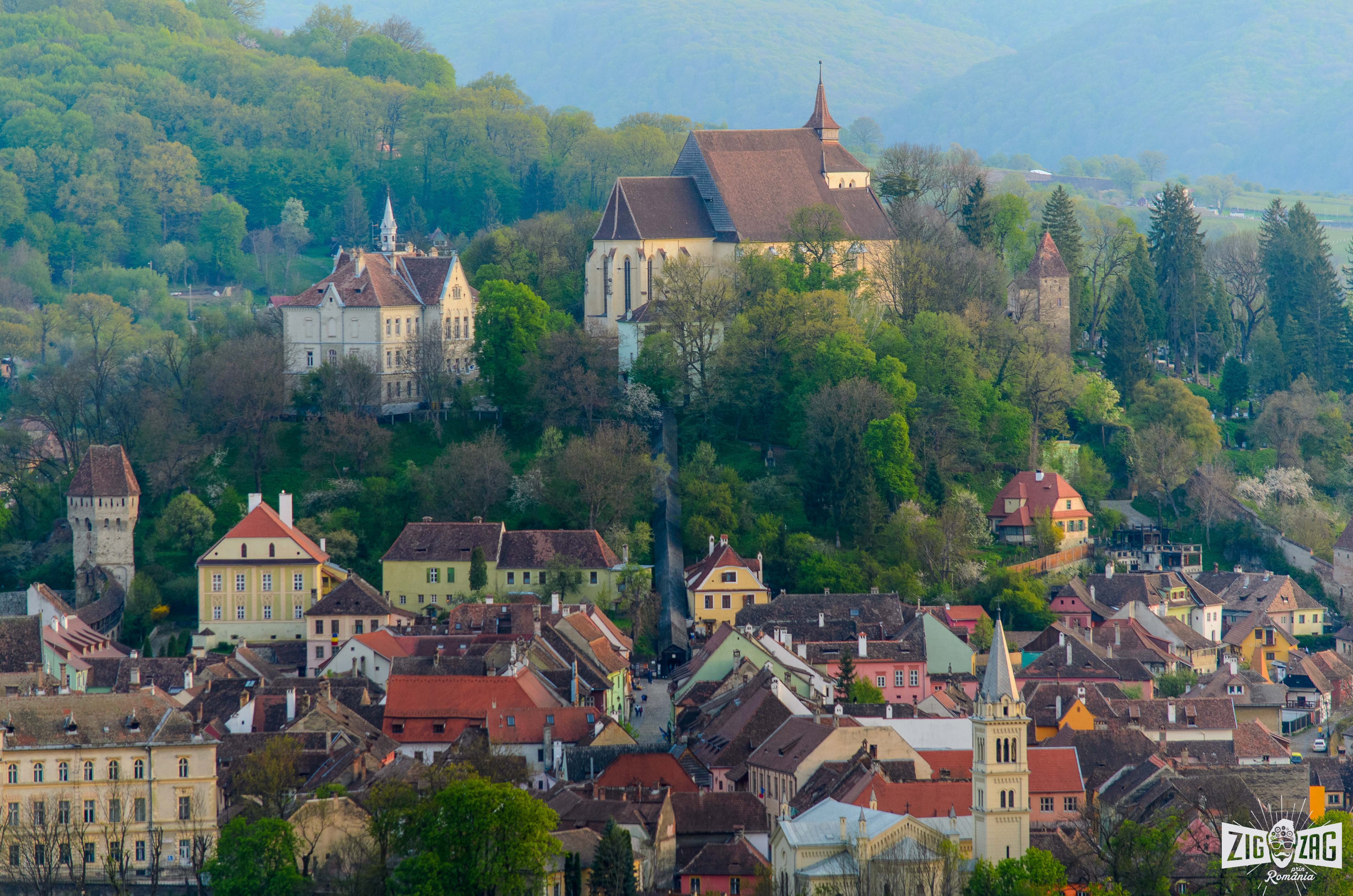 Biserica din Deal